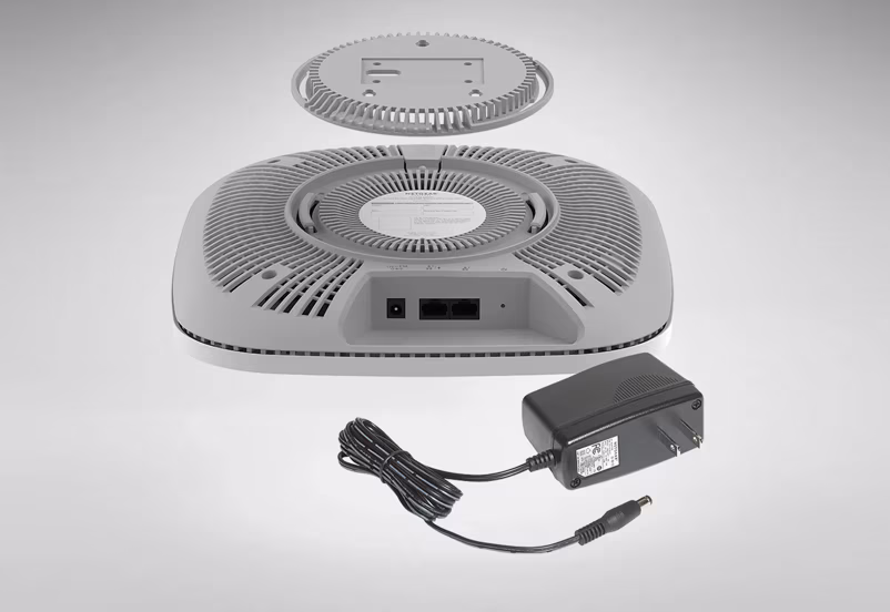 NETGEAR WAX630PA AX6000 Üç Bant PoE Multi-Gig WiFi 6 Access Point (Güç Adaptörlü)